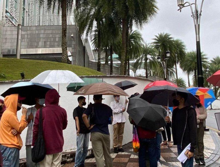 Dozens arrested for “cross-dressing” at LGBTQ+ Halloween party in Malaysia, Muslims and non-Muslims separated