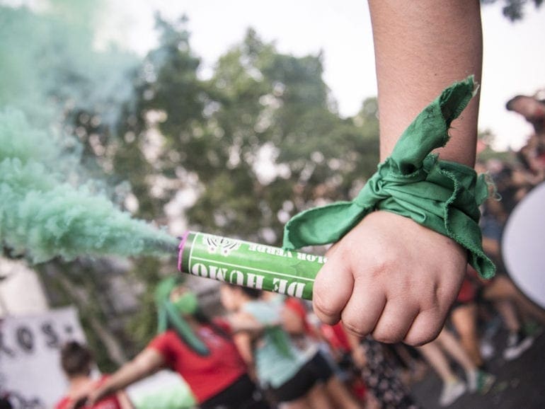 ‘Día histórico de la mujer argentina’: legalización del aborto