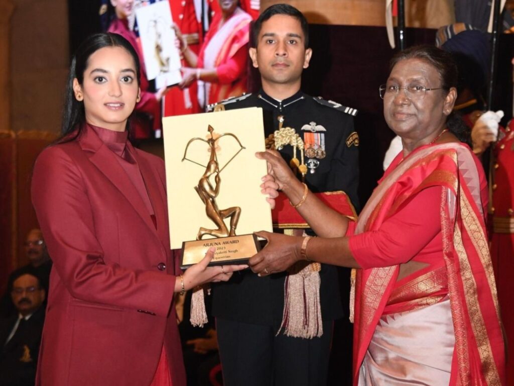 Divyakriti Singh Rathore of Rajasthan, India, received the prestigious Arjuna Award from President Droupadi Murmu for her outstanding achievements in equestrian sports. | Photo courtesy of 