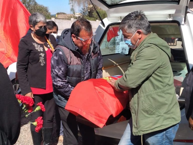 Cuarenta y nueve años después, familia recibe restos de preso político ejecutado en Chile