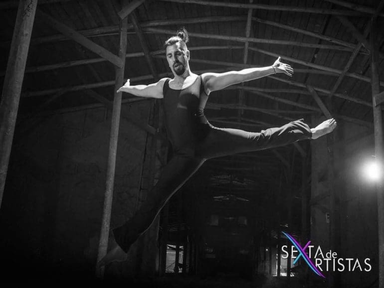 Chile’s first professional deaf dancer