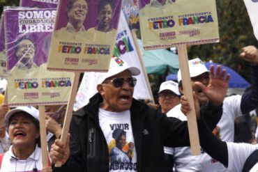 Protesters gathered in the center of Bogotá, Colombia on May 21 to commemorate Afro-Colombian Day and support Francia Márquez, vice-presidential candidate of Gustavo Petro, on the final day of their campaign