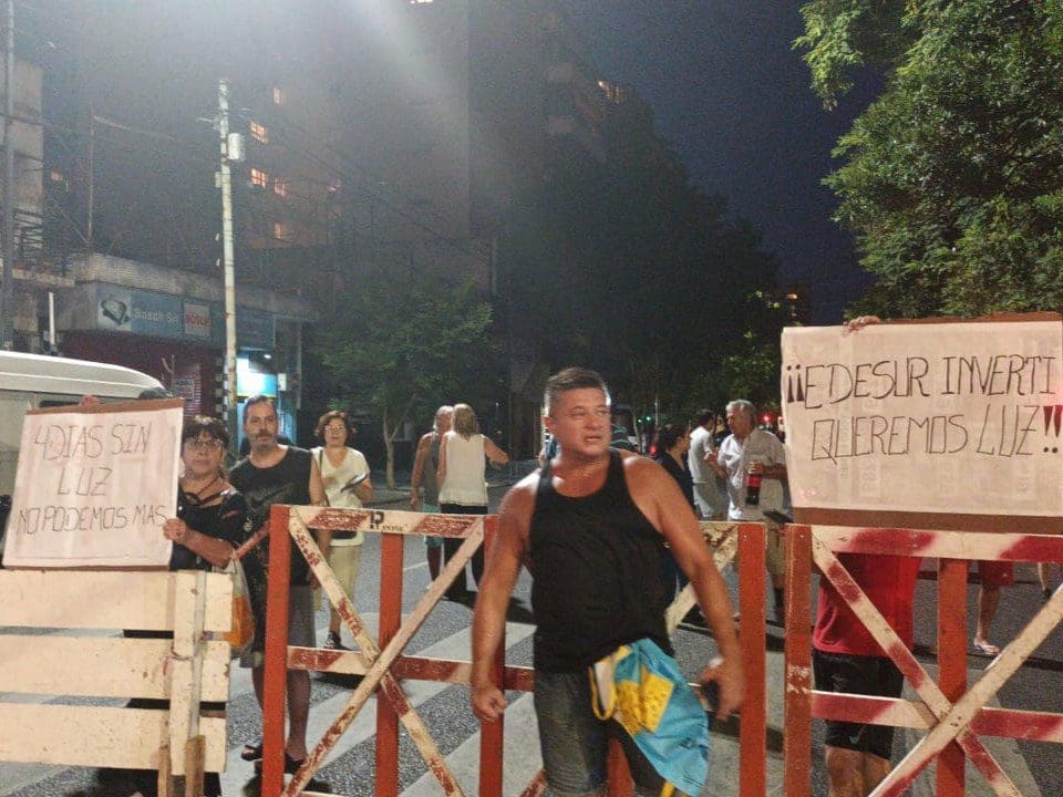 Residents of Buenos Aires, Argentina organize protest against Edesur, the power company, amidst a heat wave and widespread power outages.