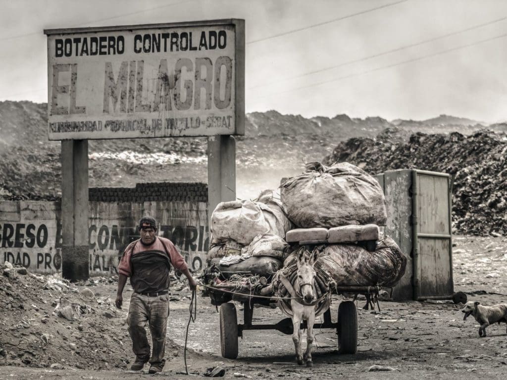 Residents live next to and work inside El Milagro, one of Latin America's largest garbage dumps. As they watch conditions deteriorate, they fear things will only get worse. | Photo courtesy of Randy Reyes 