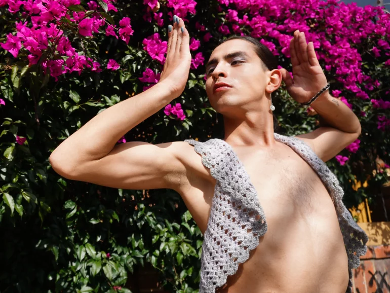 Vogue como forma de resistencia, transformando las calles de Colombia en un escenario político