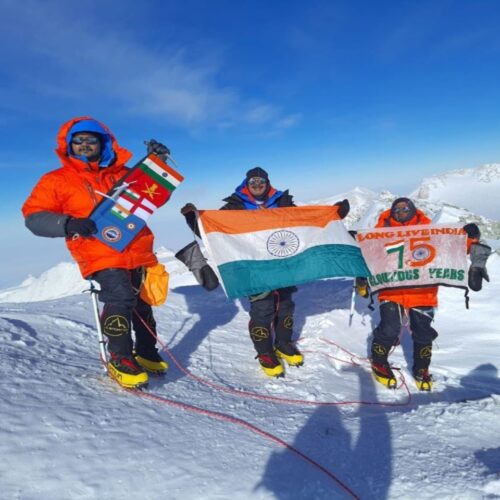 Three Indian Mountaineers climb to the highest peak in Antarctica | Photo courtesy of Himalayan Mountaineering Institute