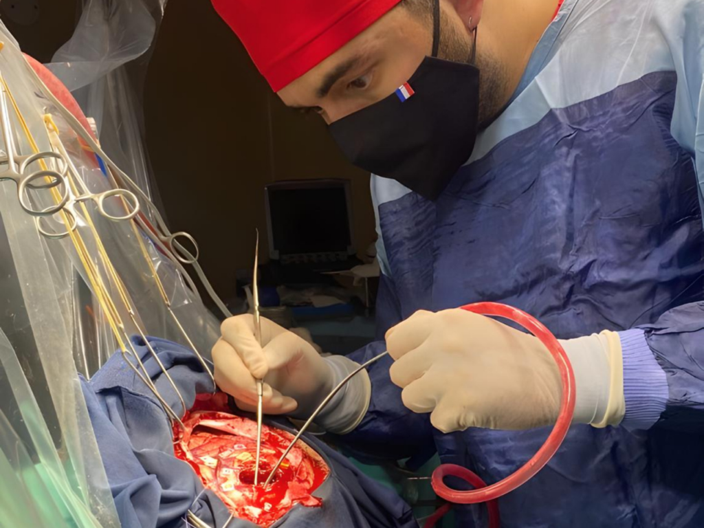  Neurosurgeon Jesús Martín-Fernandez performing groundbreaking surgery with awaken patient assisted by AI