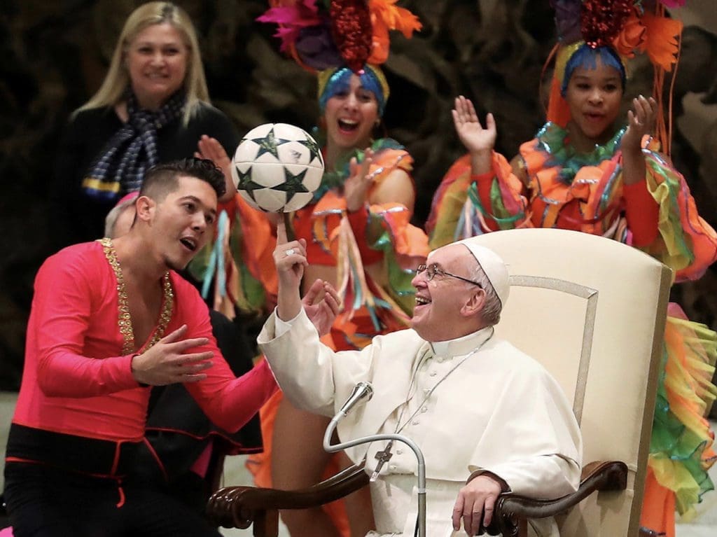 Yaikel performed with his circus troop at the Vatican for Pope Francis.