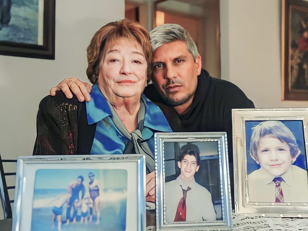 After a terrible incident that left Matias Bagnato an orphan in 1994, he lived with his grandmother Norma, who took care of him and offered him unconditional love and support, and helped him recover.