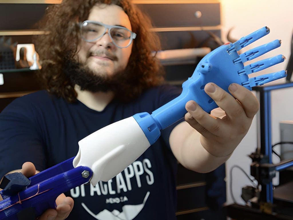 Franco Mazzocca is dedicated to designing and printing 3D prostheses in order to help those in need, especially children. With the use of recycled components, he created his own 3D printer, working along a teacher from his university. 