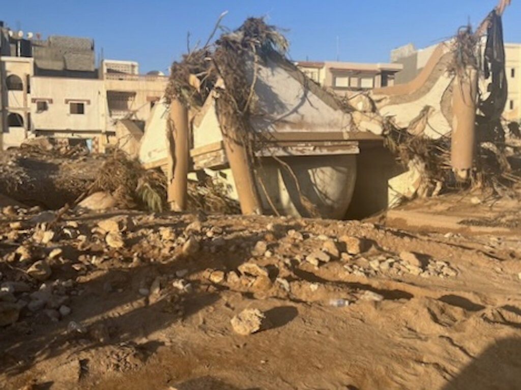 When Storm Daniel hit Libya, the river dam collapsed, ushering giant waves onto the city of Derna. The power of the waves knocked off several buildings and engulfed everything on it's path, leaving thousands dead.