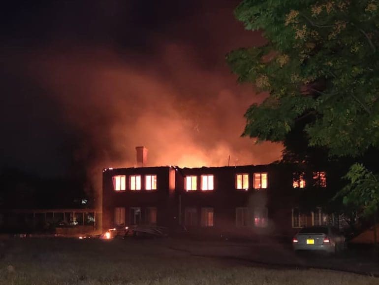 Zimbabwe hospital destroyed in fire displaces 39 families