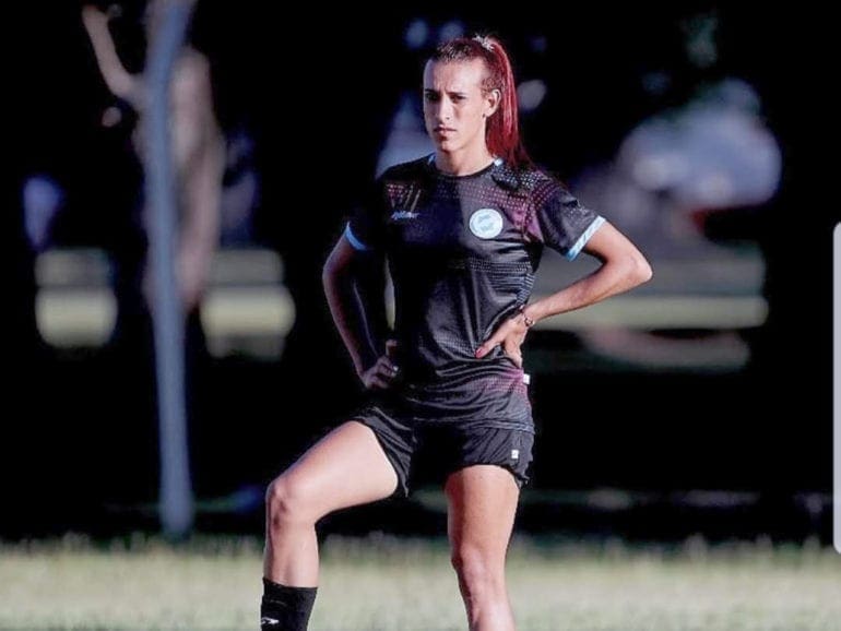 Habla la primera mujer trans en jugar al fútbol de primera división