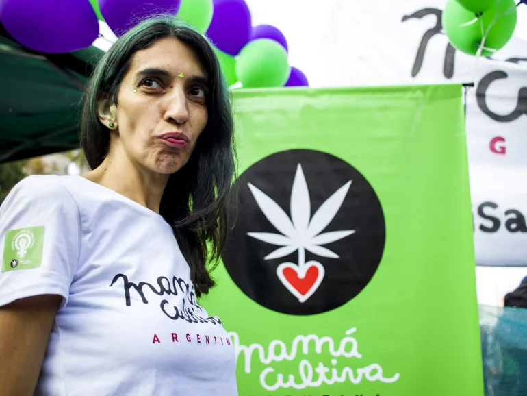 Mamá Cultiva promueve beneficios del cannabis medicinal en Argentina
